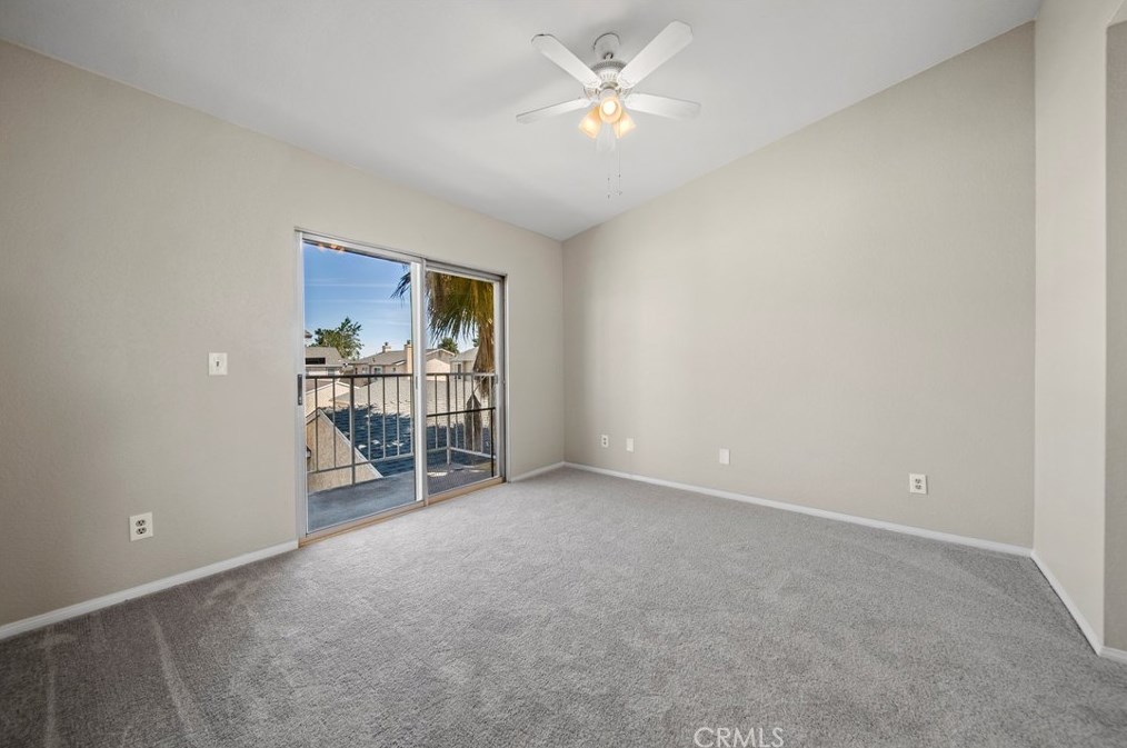 43611 Park Ave, Lancaster CA  93534-5075 exterior