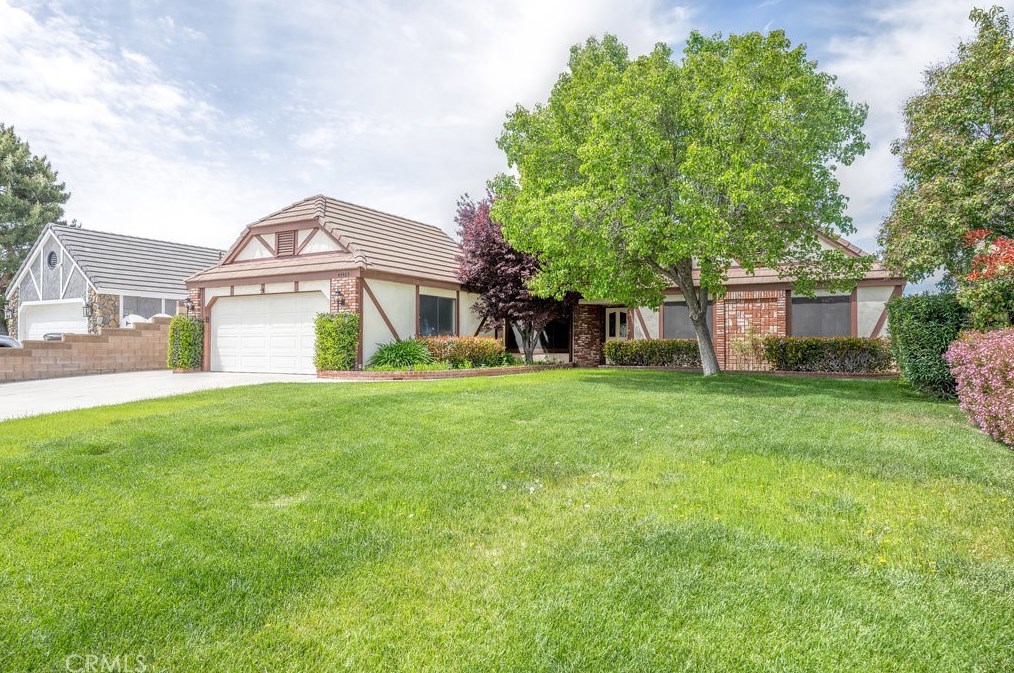 43465 37th St, Lancaster, CA 93536