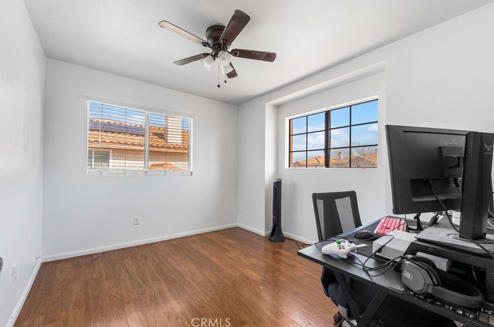 3035 Maricotte Dr, Palmdale CA  93550-2437 exterior