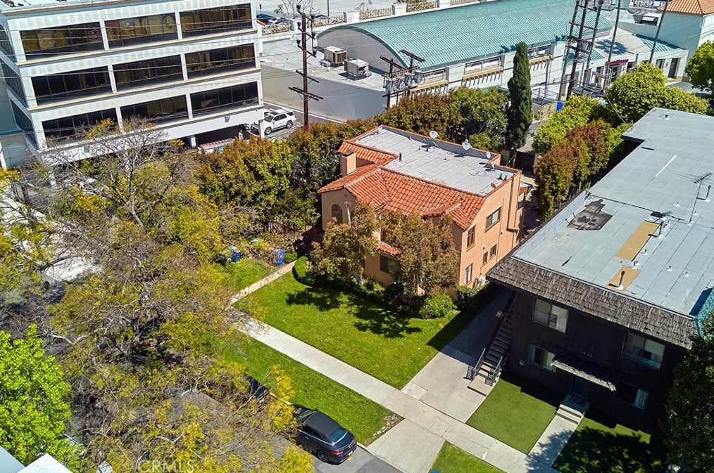 1818 Midvale Ave, Los Angeles CA  90025-4508 exterior
