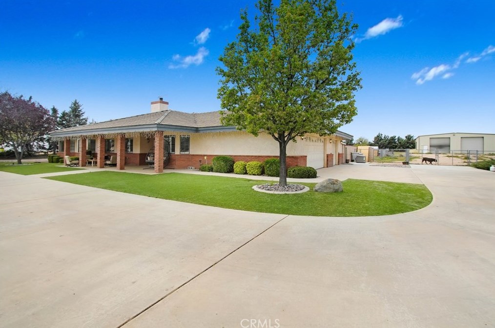 7178 Cascade Ave, Hesperia, CA 92344-8113