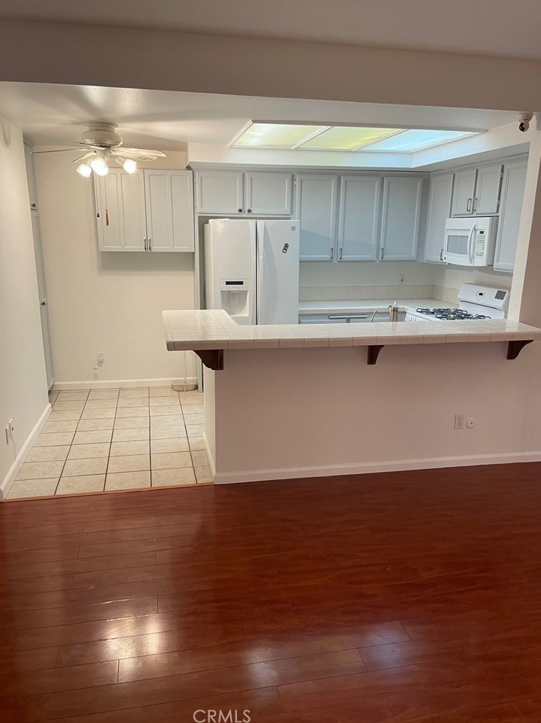 5534 Encino #110, Van Nuys, CA 91316