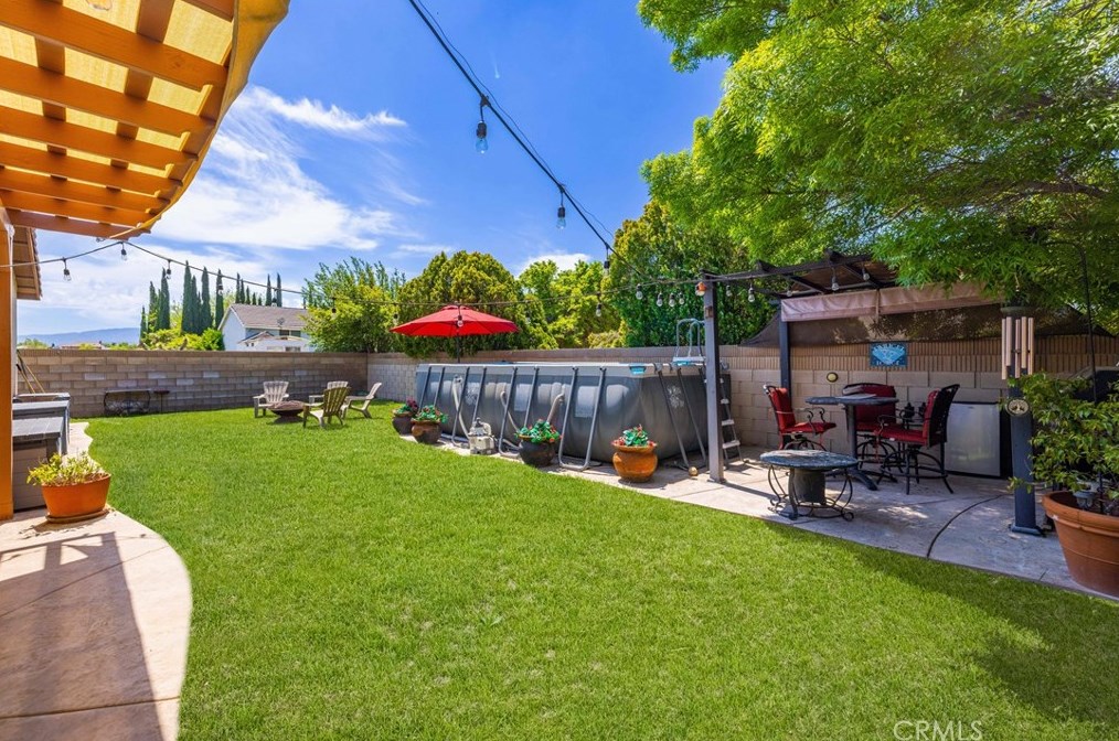 44029 Chaparral Dr, Lancaster CA  93536-6275 exterior