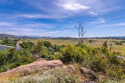 8657 Valley Circle Boulevard, West Hills, CA 91304 - Photo 8