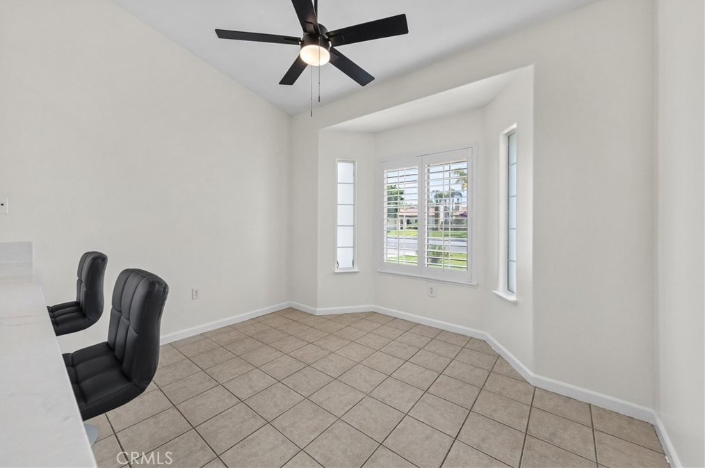 5600 Summer Cypress Dr, Bakersfield CA  93313-5188 exterior