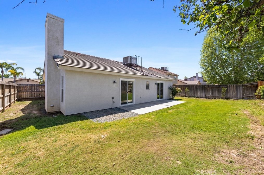 5600 Summer Cypress Dr, Bakersfield CA  93313-5188 exterior