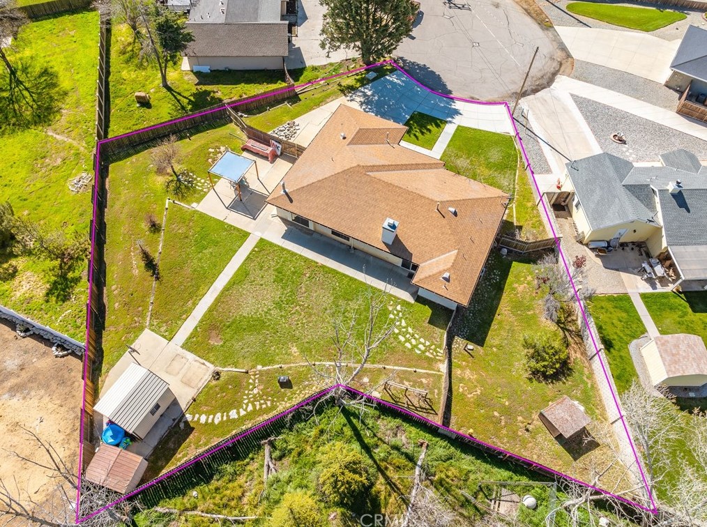21766 Fox Ct, Tehachapi, CA 93561