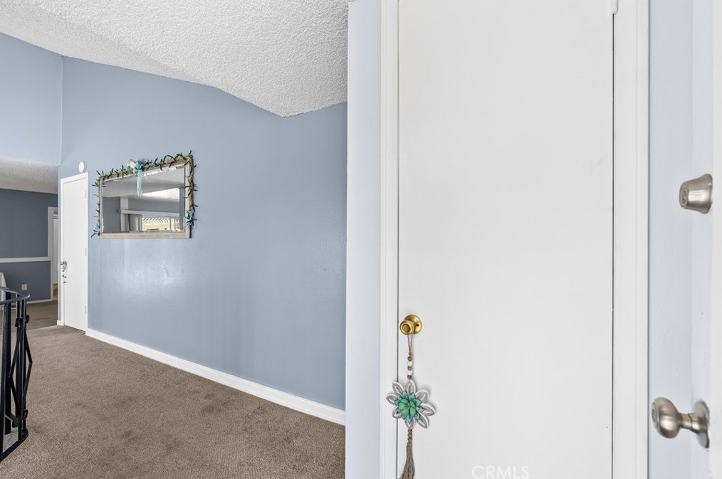 21469 Carol Sue Ln, Santa Clarita, CA 91350