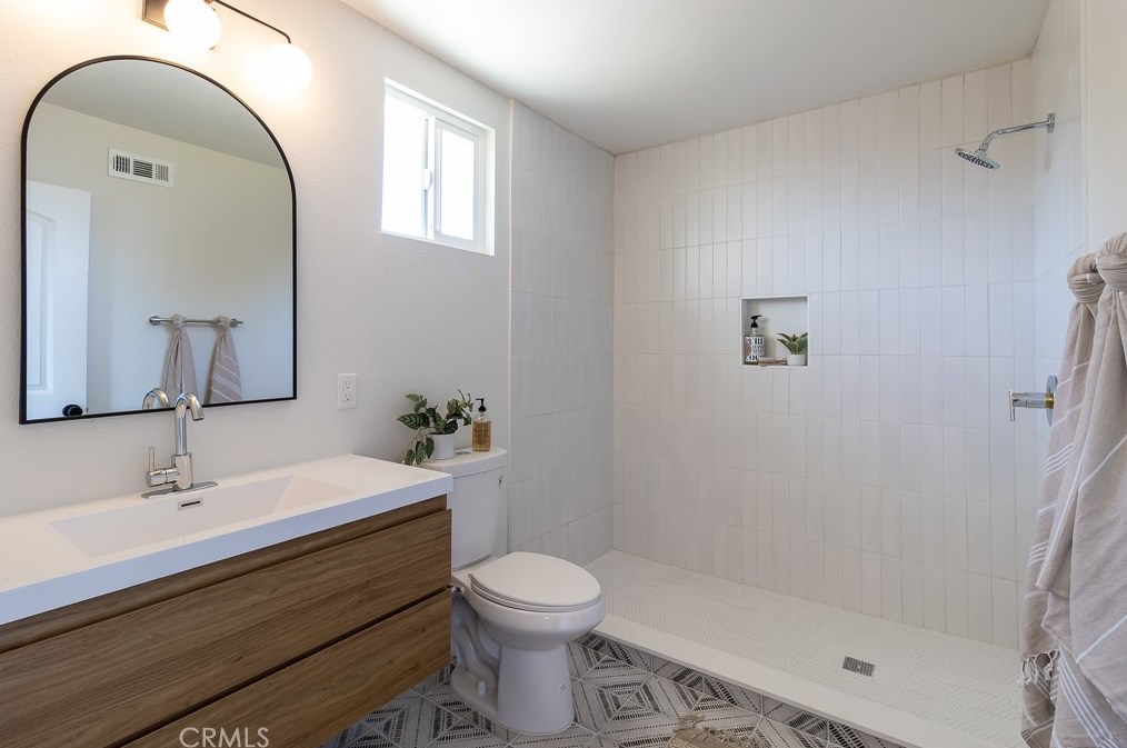 3421 Corpus Christi St, Simi Valley CA 93063-1408 exterior