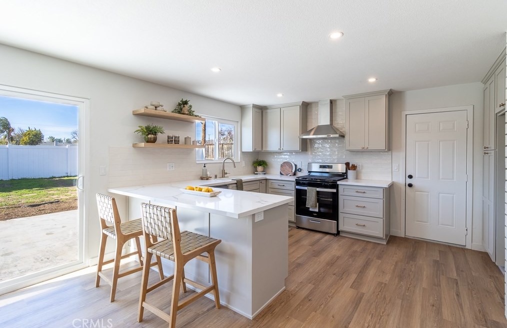 3421 Corpus Christi St, Simi Valley CA 93063-1408 exterior