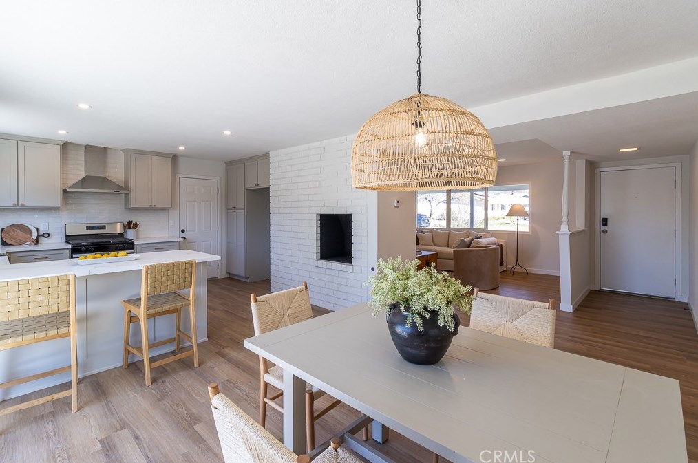 3421 Corpus Christi St, Simi Valley CA 93063-1408 exterior