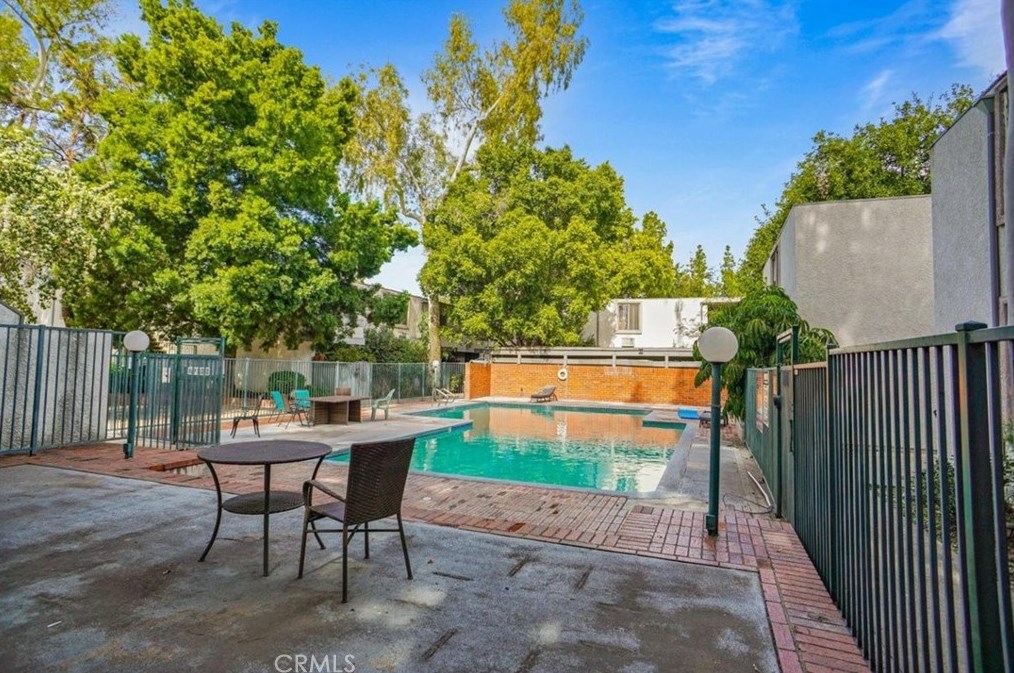 18620 Hatteras St #169, Los Angeles, CA 91356