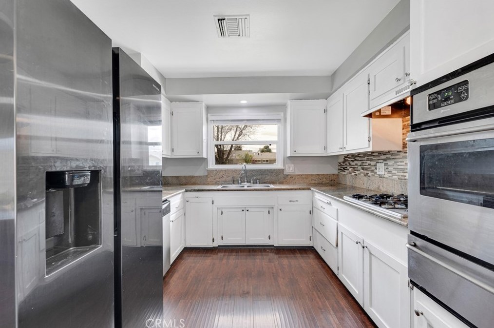 4275 Eileen St, Simi Valley CA  93063-2918 exterior