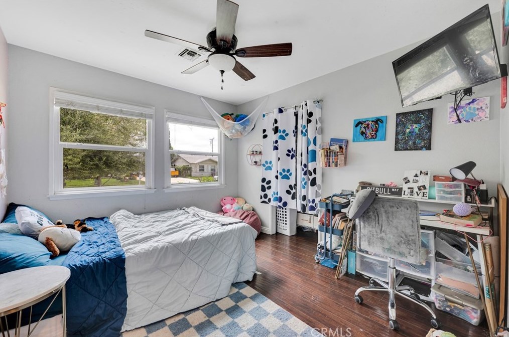4275 Eileen St, Simi Valley CA  93063-2918 exterior
