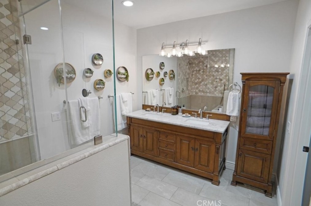 1408 View Dr, Thousand Oaks CA 91362-4315 exterior