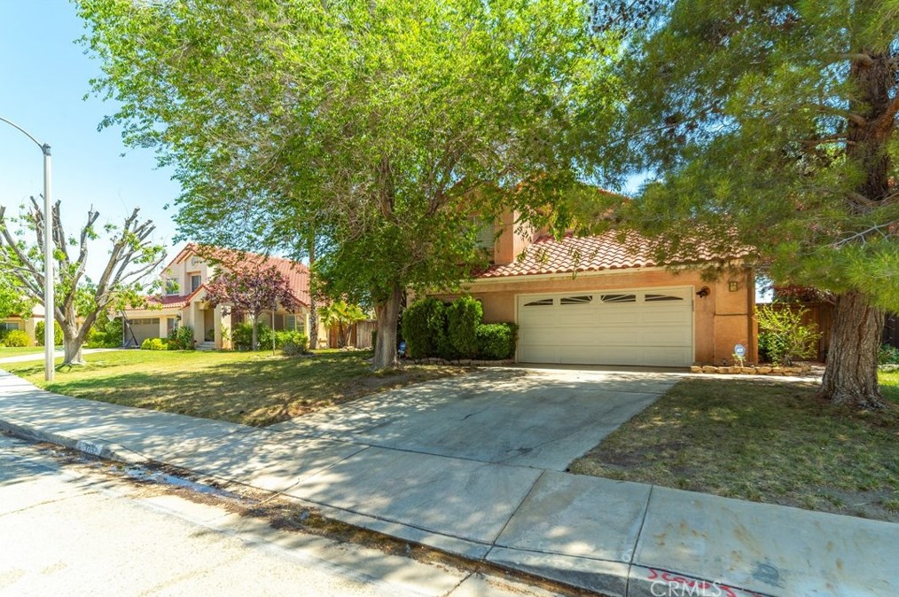 37152 Provence Pl, Palmdale, CA 93552-5106