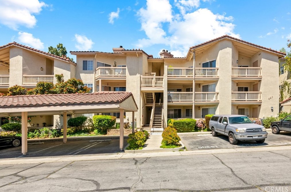 631 Oak Run Trail #307, Calabasas, CA 91377
