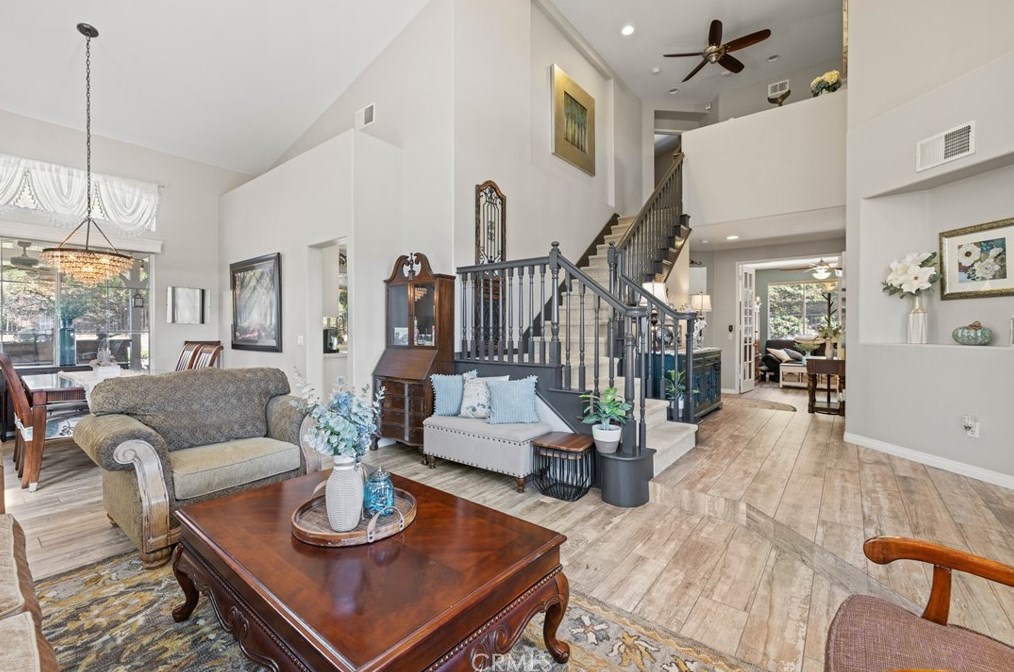 29655 Mammoth Ln, Santa Clarita CA  91387-6226 exterior