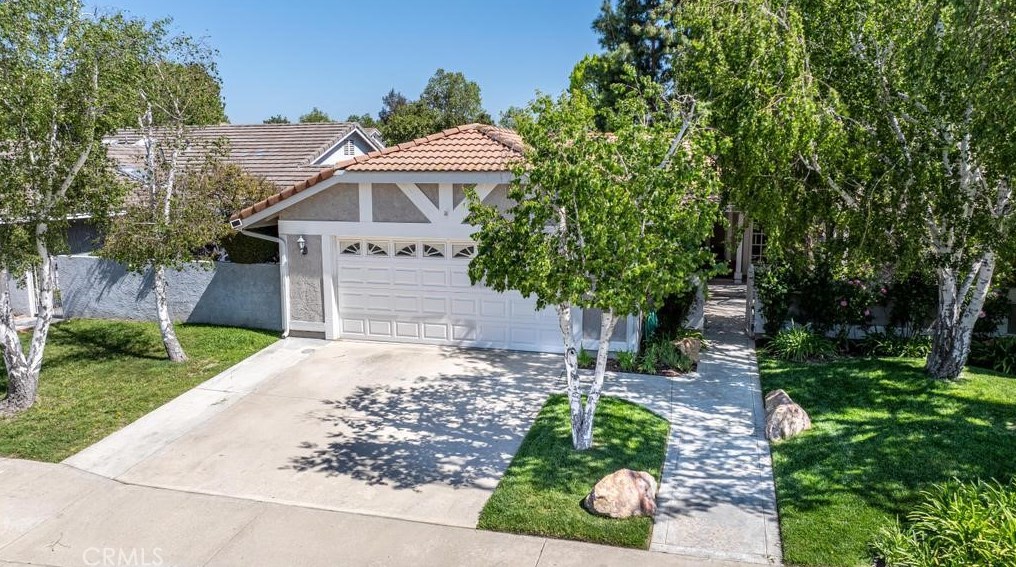 23930 Via Rosa Linda, Santa Clarita, CA 91355