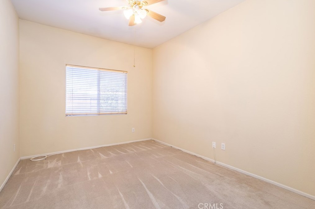 45757 Knightsbridge St, Lancaster CA 93534-5198 exterior