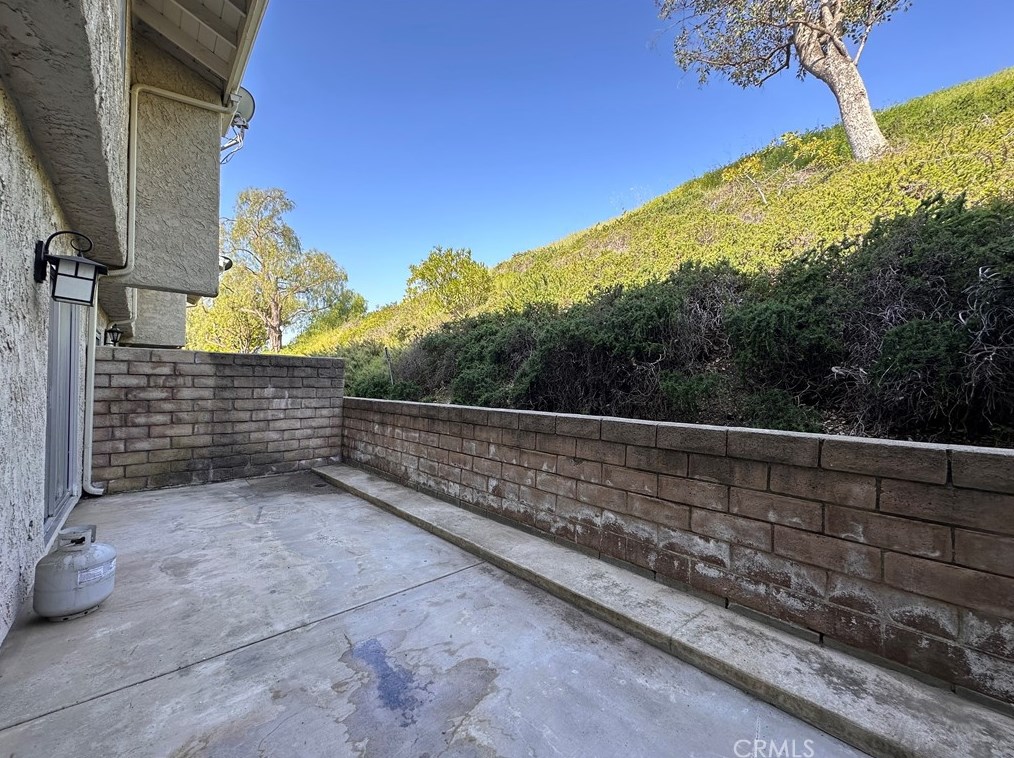 769 Warwick Ave, Thousand Oaks CA  91360-3725 exterior