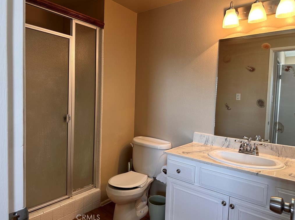 769 Warwick Ave, Thousand Oaks CA  91360-3725 exterior