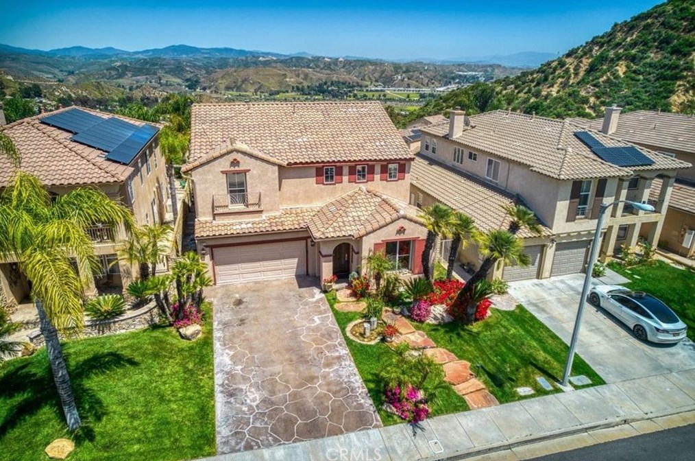 30215 June Rose Ct, Santa Clarita, CA 91384-4736