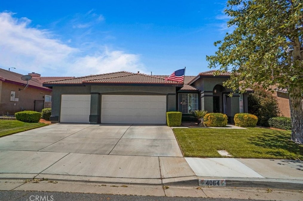 4064 Portola Dr, Palmdale, CA 93551