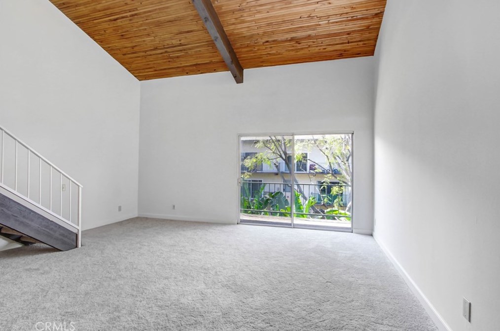 5460 White Oak Ave #c325, Van Nuys, CA 91316