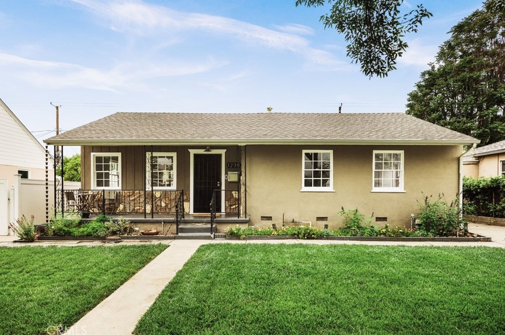 1239 N Reese Pl, Burbank, CA 91506