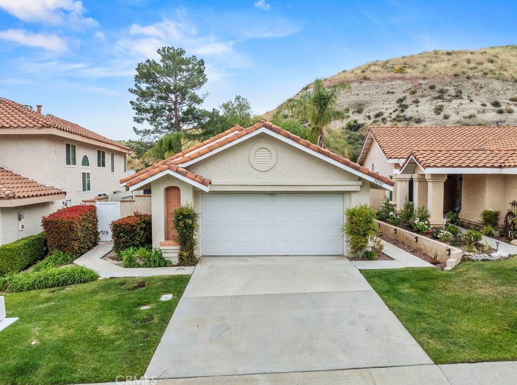 28981 Sam Pl, Santa Clarita, CA 91387-1878