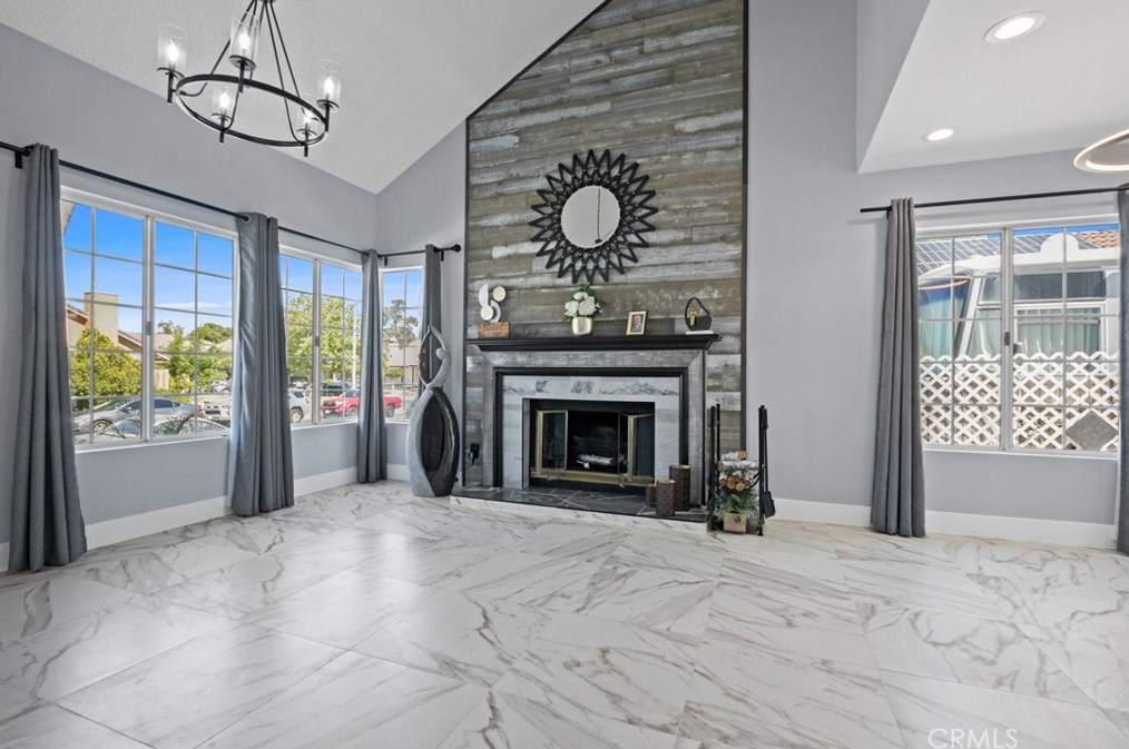 37472 Yorkshire Dr, Palmdale CA  93550-6239 exterior