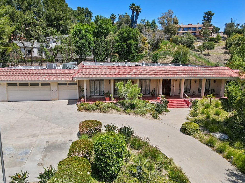 11560 Yarmouth Ave, San Fernando, CA 91344