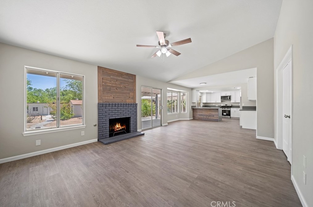 39342 Frontier Circus St, Palmdale CA  93591-3236 exterior