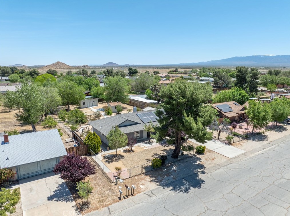 39342 Frontier Circus St, Palmdale CA  93591-3237 exterior