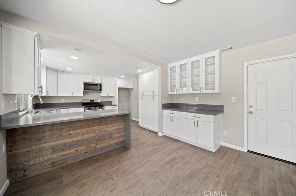 39342 Frontier Circus St, Palmdale CA  93591-3237 exterior