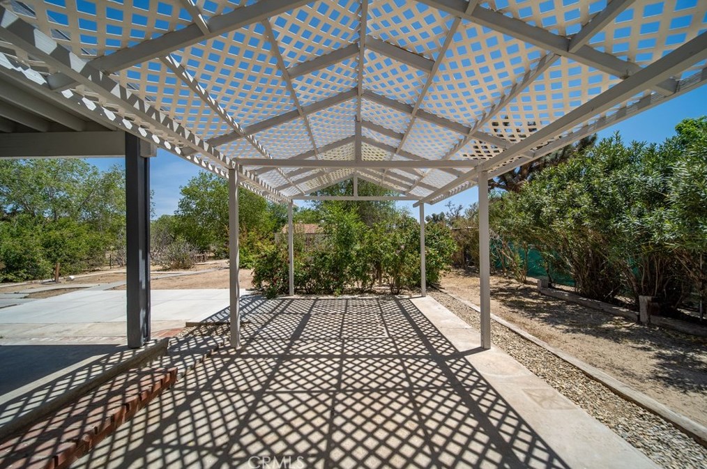 39342 Frontier Circus St, Palmdale CA  93591-3237 exterior