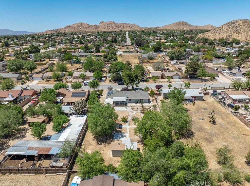 39342 Frontier Circus St, Palmdale CA  93591-3237 exterior