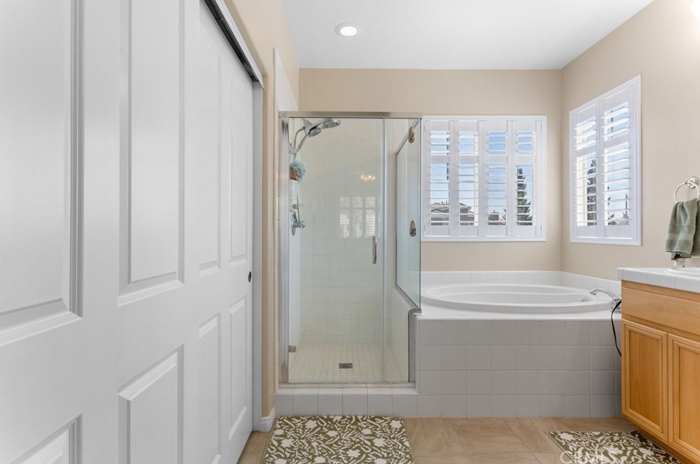 10304 Tungsten St, Bakersfield CA  93311-9516 exterior