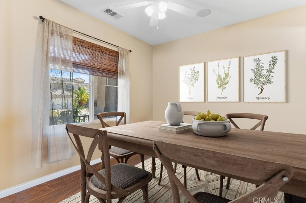 10304 Tungsten St, Bakersfield CA  93311-9516 exterior