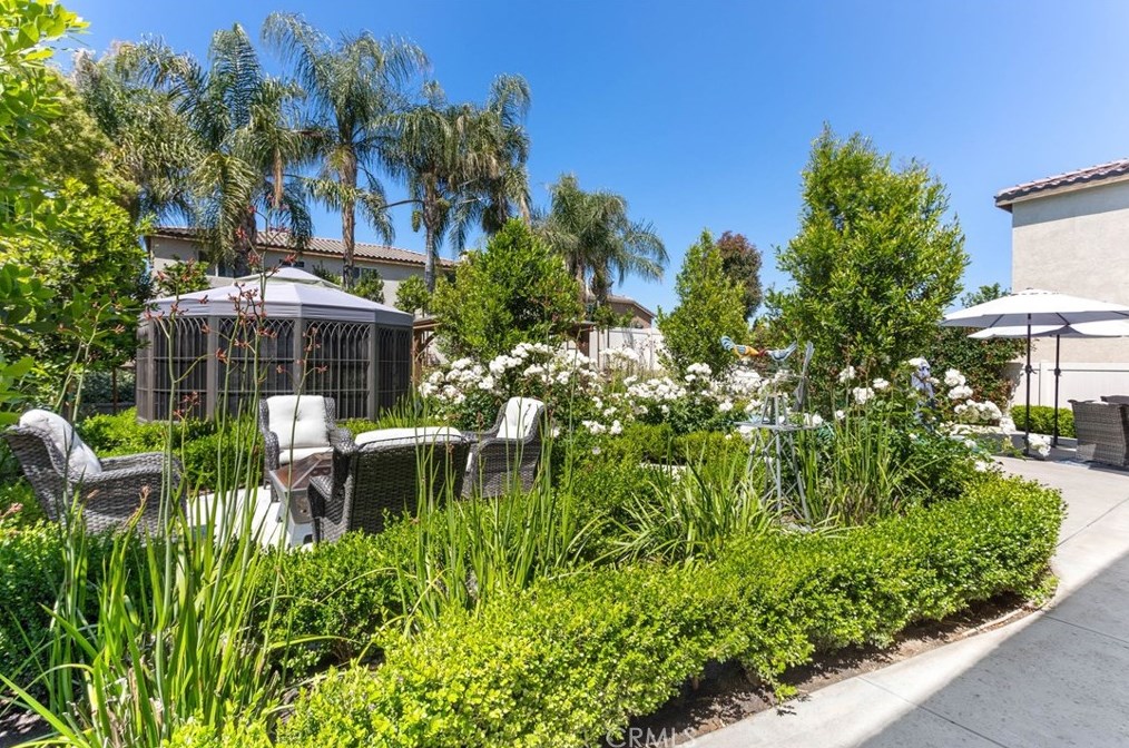 10304 Tungsten St, Bakersfield CA  93311-9516 exterior