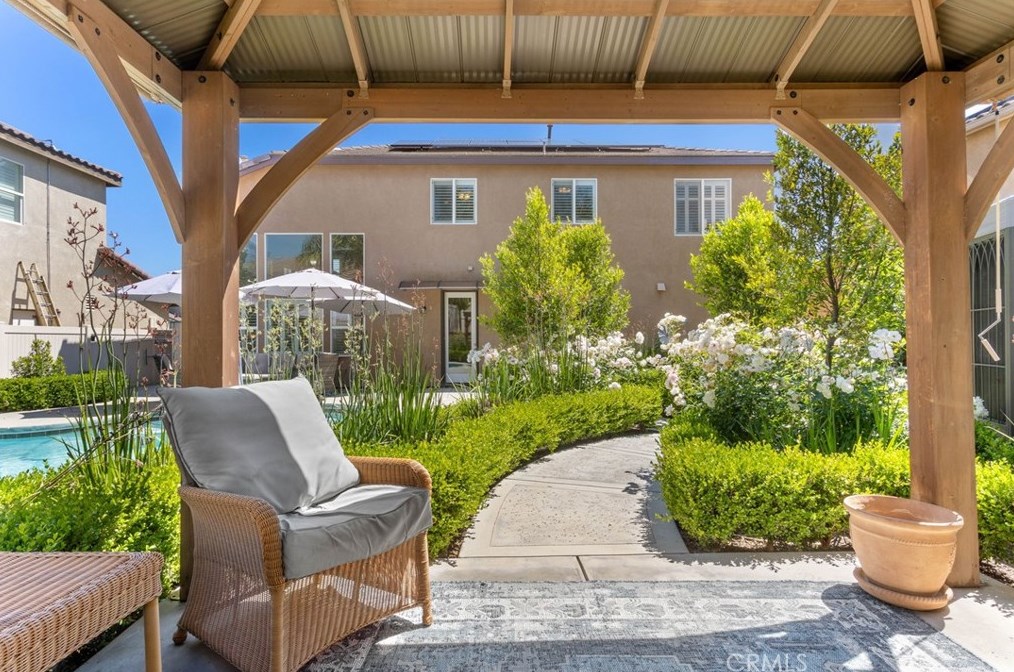 10304 Tungsten St, Bakersfield CA  93311-9516 exterior