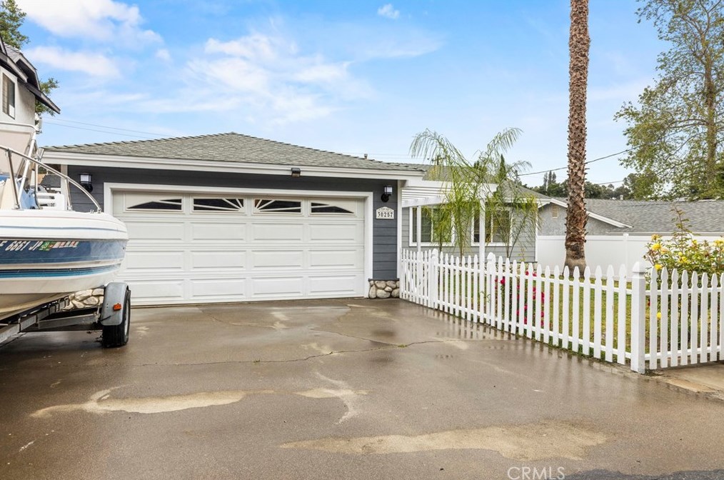 30257 Trellis Rd, Santa Clarita, CA 91384-2484