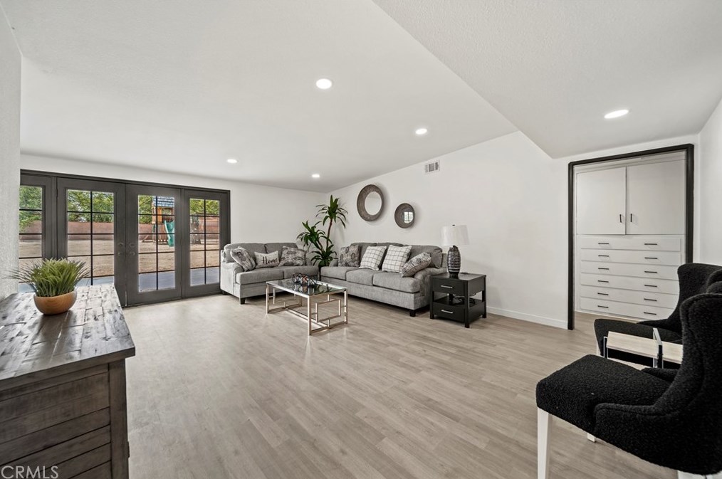 38873 Sage Tree St, Palmdale CA  93551-3844 exterior