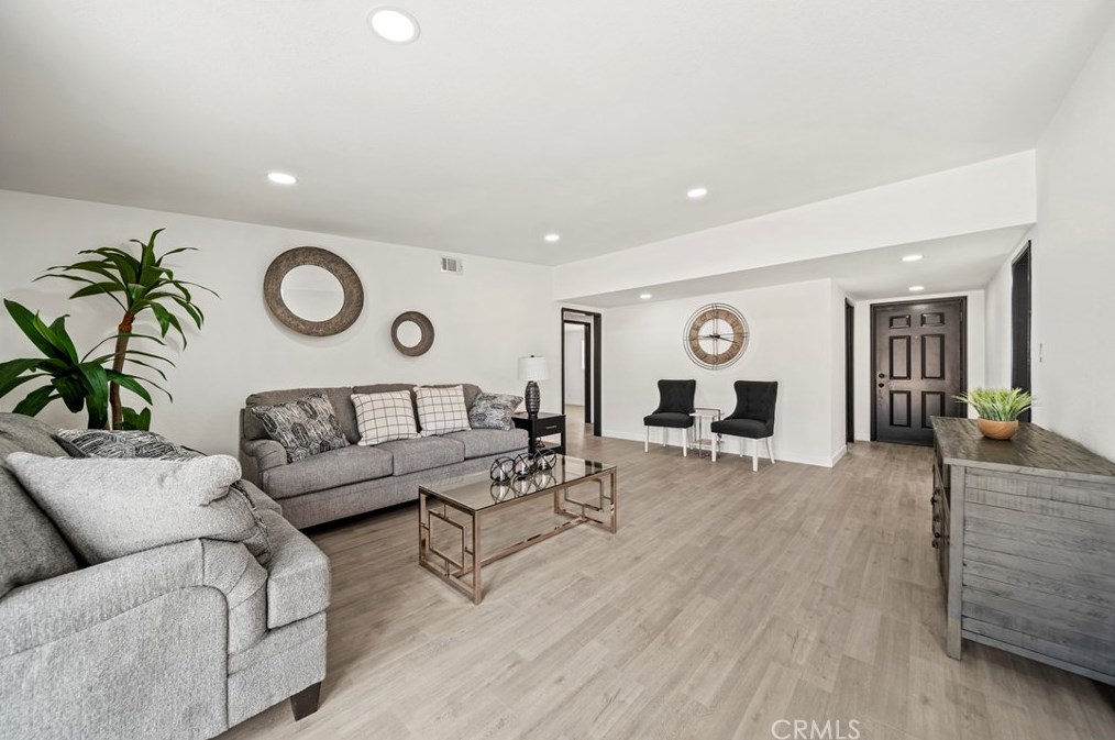 38873 Sage Tree St, Palmdale CA  93551-3844 exterior