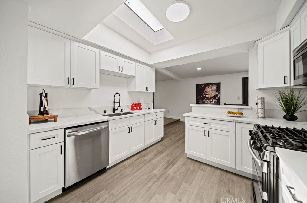 38873 Sage Tree St, Palmdale CA  93551-3844 exterior