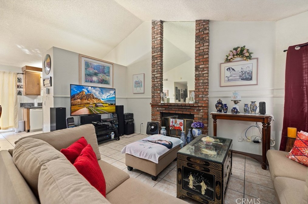 1710 Plymouth Ct, Palmdale, CA 93550