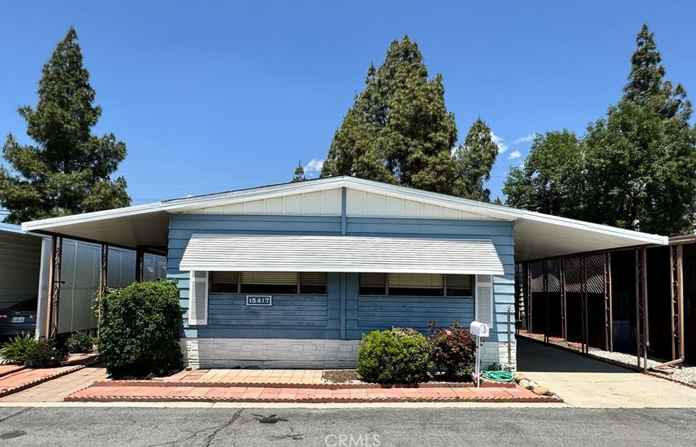15417 Ludlow St, San Fernando, CA 91345-1319