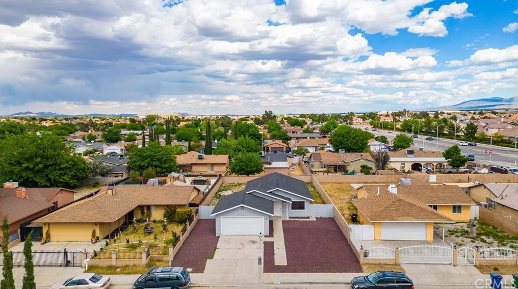 37216 Populus Ave, Palmdale, CA 93552-4556