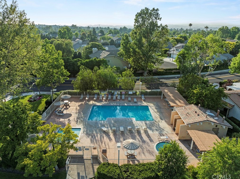 25691 Leticia Dr, Santa Clarita CA  91355-2254 exterior